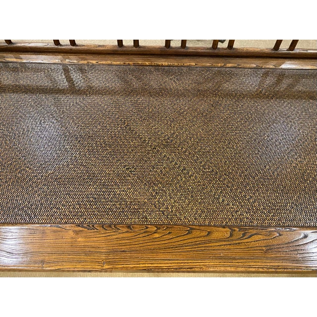 Vintage Chinese Daybed, Elmwood Latice Rails in Ming Style C. 1940 For Sale In Philadelphia - Image 6 of 11