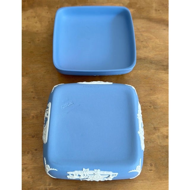 Late 20th Century Mid to Late 20th Century Vintage Wedgwood Blue Jasperware Square Trinket Box For Sale - Image 5 of 9