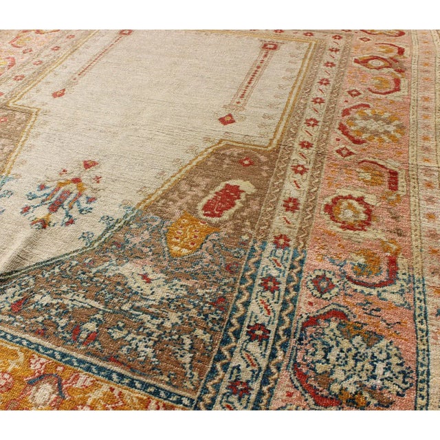 Early 20th Century Antique Hand Knotted Turkish Sivas Prayer Rug With Floral Design in Ivory, Taupe, and Pink For Sale - Image 5 of 7