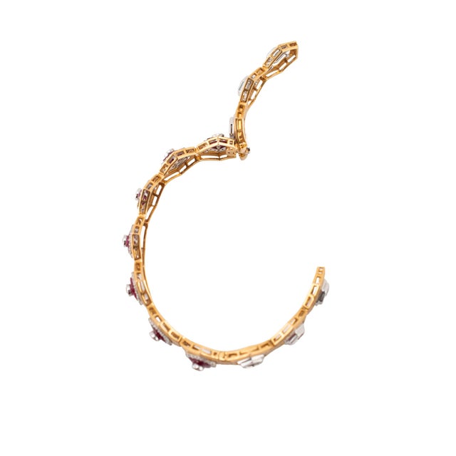 Vintage 18k Yellow & White Gold 1.58ctw Diamond Ruby Hexagon Bangle Bracelet For Sale In Houston - Image 6 of 9