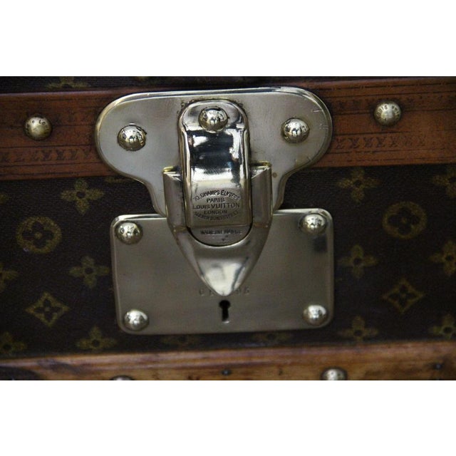 Monogram Canvas Courier Trunk from Louis Vuitton, 1920s For Sale - Image 4 of 18