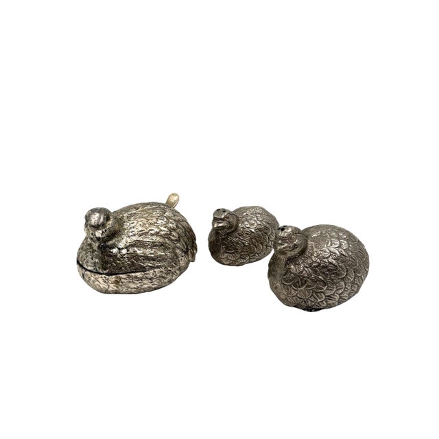 1970s 1970s. Hollywood Regency Silver-Plate Quails Shaped Salt and Pepper, Gucci Italy - 3 pcs For Sale - Image 5 of 11