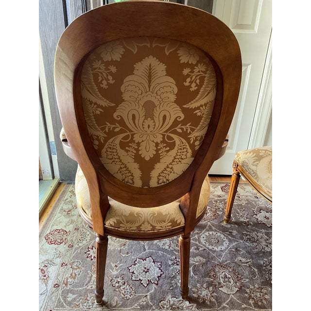 Gold Stickley French Louis XVI Directors Style Medallion Silk Oval Back 8 Chairs and 4 Arm Chairs For Sale - Image 8 of 15