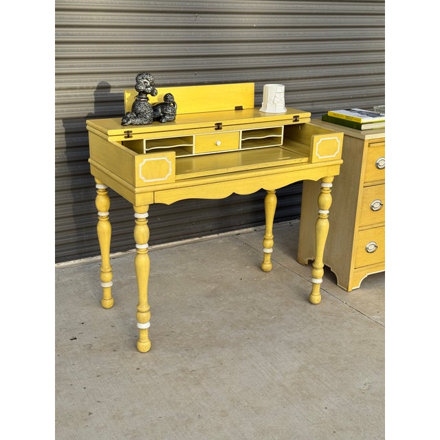 1950s Mid Century Ladies or Youths Spinet Secretary Desk W/ Flip-Top and Pull-Out Writing Table For Sale - Image 9 of 10