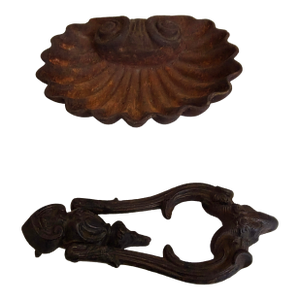 Victorian Cast Iron Knocker and Shell