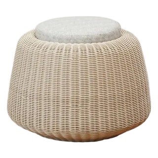 Esperanza Stool/Side Table, White For Sale