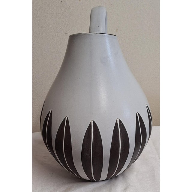 Vintage German Vase by Liesel Spornhauer for Schlossberg Keramik, 1960s, in Very Good conditions. Designed 1960 to 1969...