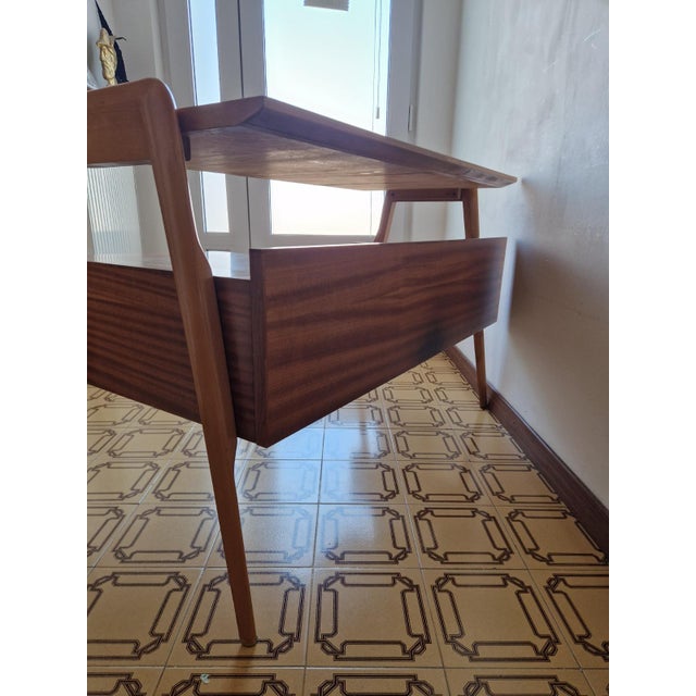 Wood Mid-Century Desk by Vittorio Dassi, 1956 For Sale - Image 7 of 8