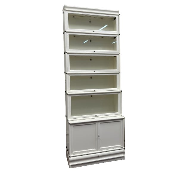 English White Display Bookcase from Globe Wernicke For Sale