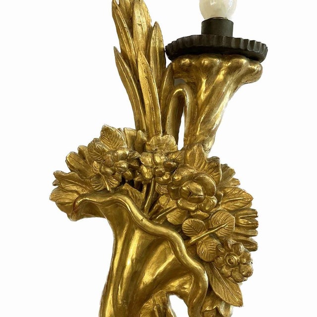 Wood 18th Century Gilded Wood and Cornucopia Floral Carving Wall Lights, Set of 2 For Sale - Image 7 of 10