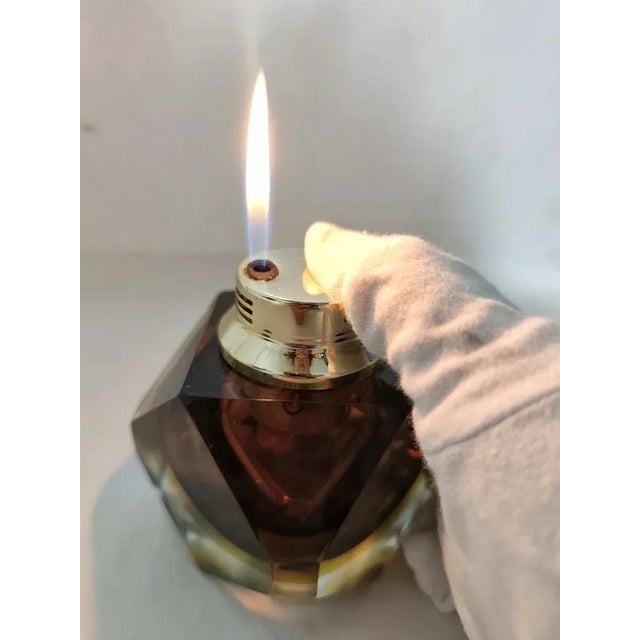 Italian Glass Table Lighter, 1970s, in Very Good conditions. Designed 1970 to 1979