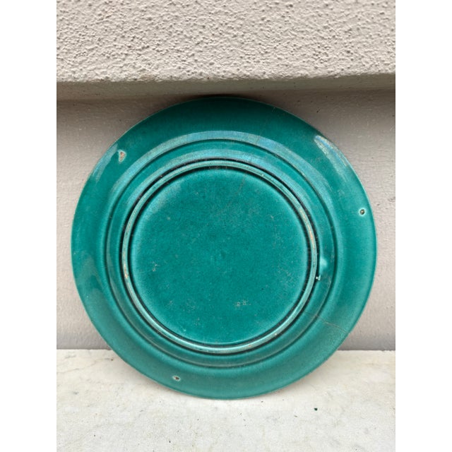 19th Century French Green Fruits & Rose Majolica Plate For Sale In Austin - Image 6 of 6