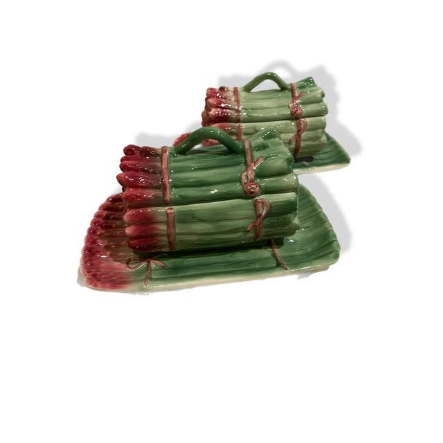 Add this beautiful matching pair of whimsical asparagus tureens, complete with their original platters! These charming...