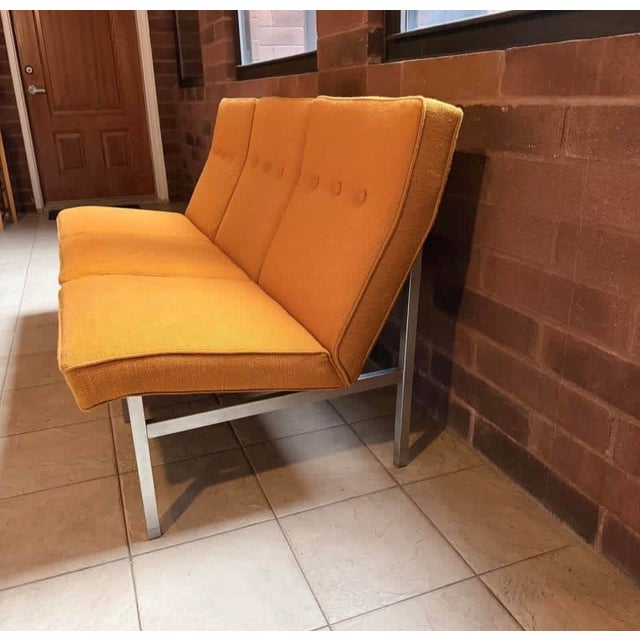 1960s 1960s Florence Knoll Style Mid Century Modern 3-Seat Orange Sofa. MCM For Sale - Image 5 of 7