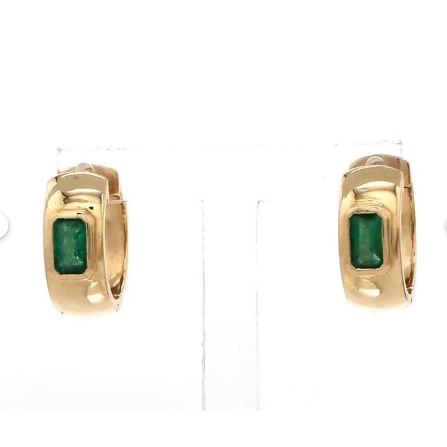 0.52 cts Natural emerald earrings in 14k gold For Sale - Image 17 of 18