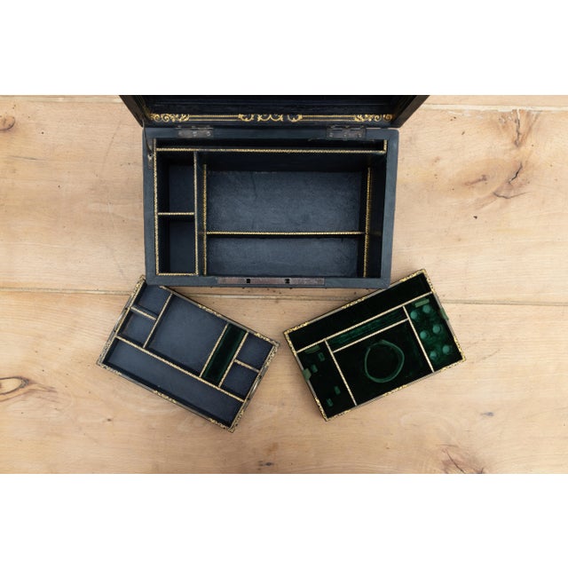 Dark Green Mid 19th Century Jewelry Box For Sale - Image 8 of 10