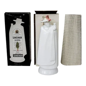 Vintage Sandeman Scotch Wedgwood Figural Man Decanter Bottle Moonstone White