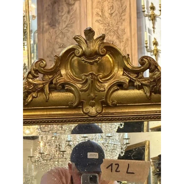 19th Century French Louis Philippe Giltwood Mirror With Crest For Sale - Image 4 of 7