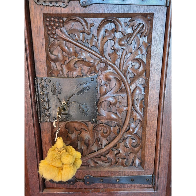 Gothic Oak French Highly Carved Liquor Cabinet With Gothic Foliage and Original 1880s Key For Sale - Image 4 of 13
