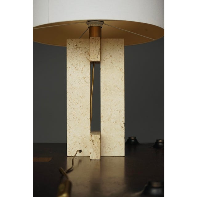 1970s Mid-Century Modern Table Lamp in Travertine, Italy, 1970s For Sale - Image 5 of 12