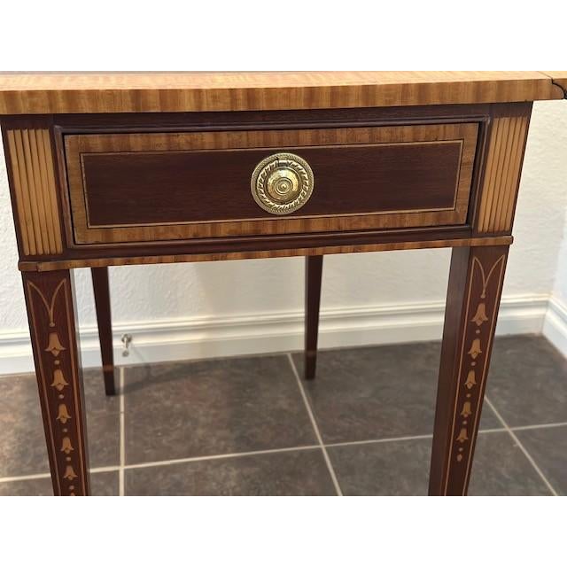 1990s Councill Craftsmen Banded Drop Side Pembroke Table For Sale In Tulsa - Image 6 of 8