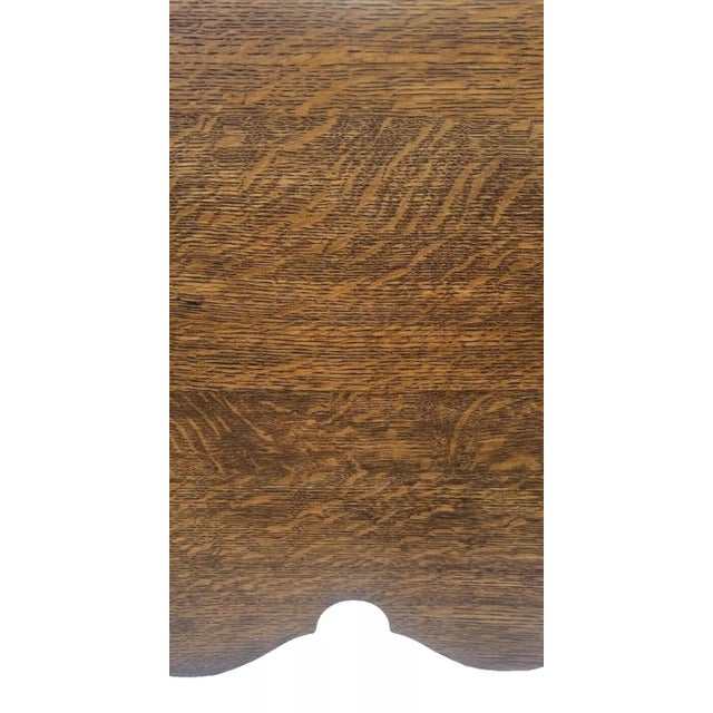 Antique Solid Quarter Sawn Tiger Oak Clover Leaf Side / Lamp Accent Table 1900s For Sale - Image 12 of 12