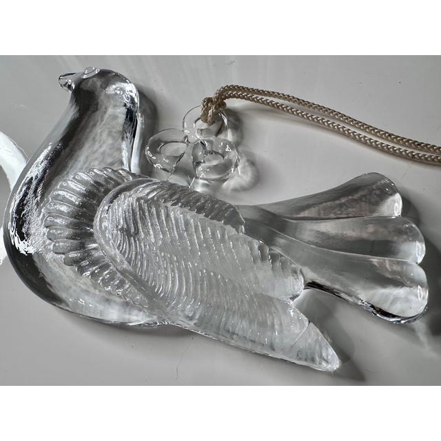 Glass Art Suncatcher in the shape of a Dove by Bertil Vallien for Boda, Sweden, 1970s For Sale - Image 8 of 12