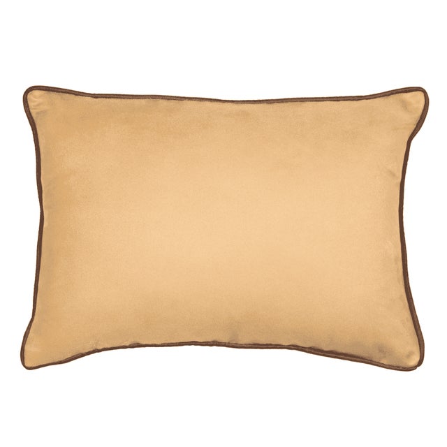 Every Greenwood & Grove cushion from Hines is thoughtfully designed to bring character and individuality to any space....