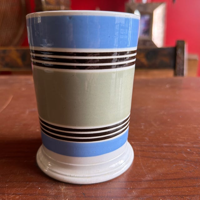 Farmhouse Antique Staffordshire Pearlware Mocha Banded Tankard, Circa 1820s For Sale - Image 3 of 12