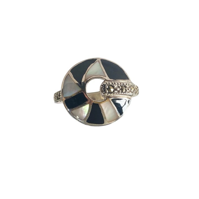 Art Deco Vintage Sterling Silver Art Deco Style Marcasite /Enamel Ring Size 6 For Sale - Image 3 of 8