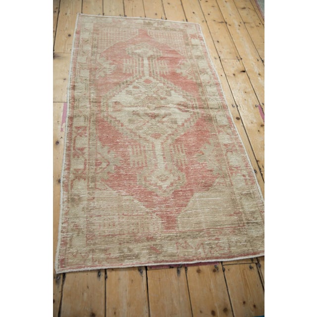Vintage Distressed Oushak Rug Runner - 2'9" X 5'4" For Sale In New York - Image 6 of 10