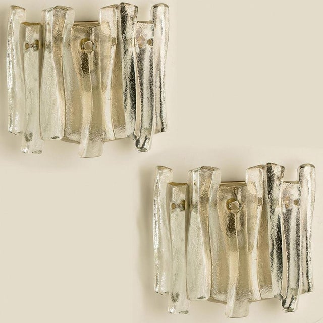 Textured Ice Glass and Chrome Wall Light attributed to J. T. Kalmar for Kalmar, 1970s For Sale - Image 8 of 10