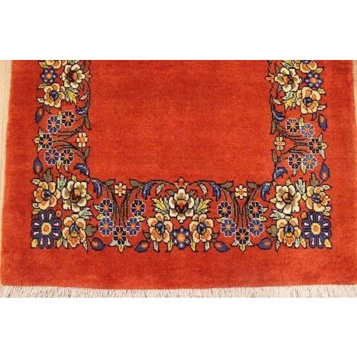 Textile Middle Eastern Sarough Rug in Wool For Sale - Image 7 of 11