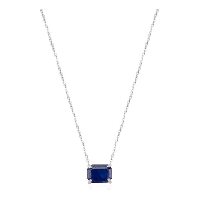 14k White Gold Blue Sapphire September Birthstone Pendant Necklace For Sale