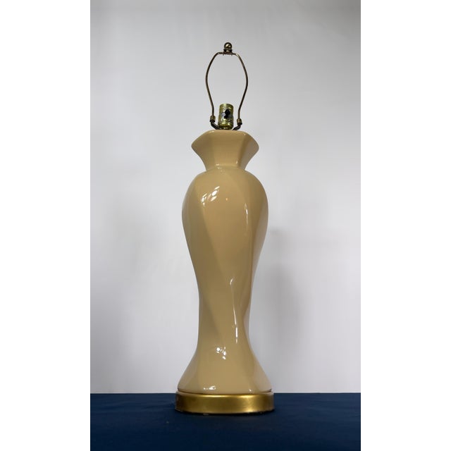 Westwood Lamps 1970s Postmodern Wildwood Porcelain Swirl Statement Lamp For Sale - Image 4 of 10