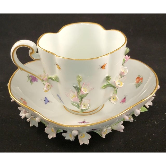 Mid-19th Century Meissen Porcelain Tea Cup and Saucer: Encrusted Flowers, Hand Painted Insects For Sale - Image 10 of 10