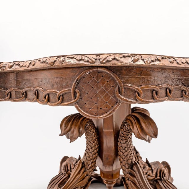 Victorian Walnut Center Table attributed to Henry Eyles, England, Mid-19th Century For Sale - Image 6 of 8