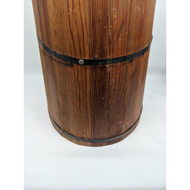 Antique Primitive Wooden Stave Butter Churn With Dasher, C. 1890–1919 For Sale In New York - Image 6 of 14