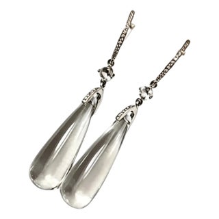 Late 20th Century Pair of 14K White Gold Estate Diamond Green Amethyst Tear Drop Dangle Earrings For Sale
