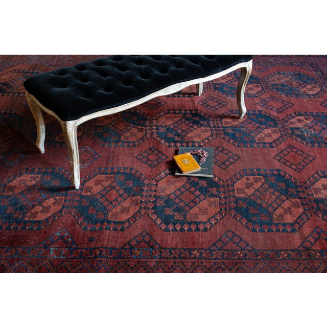 ✂ - - - - - m e a s u r e m e n t s: 8’3” x 9’5”, 251.46cm x 287.02cm, 25.45 Lbs C O L O R S Base: barn red Accents: navy...