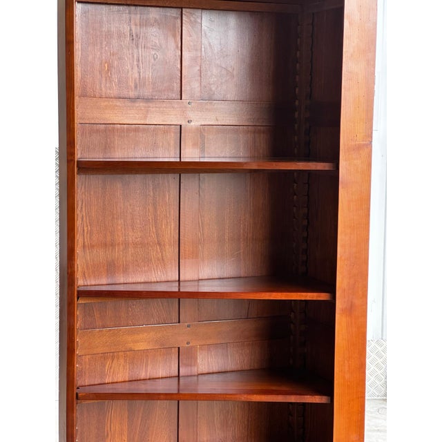 Corner Bookcase in Cherry Wood, 1920s For Sale - Image 4 of 18