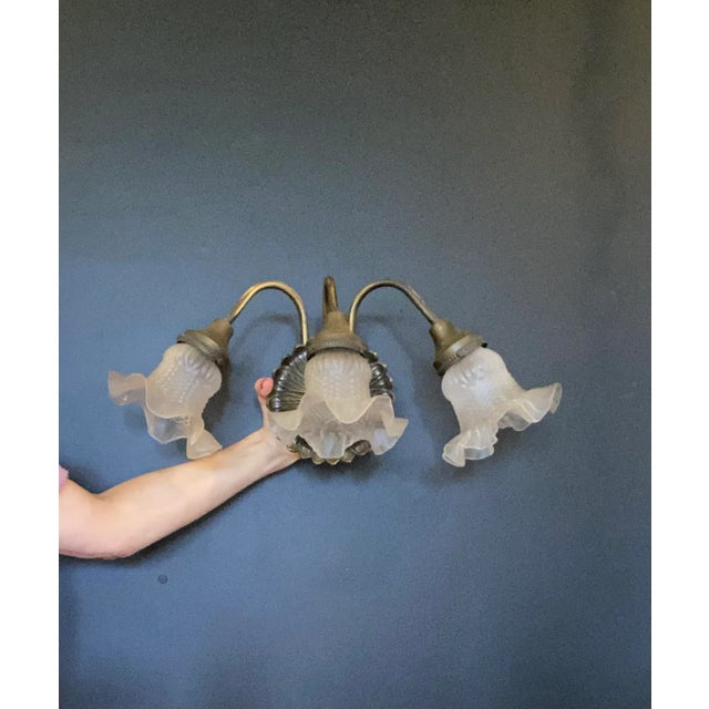 Metal Vintage Cottage Shabby Chic Brass Three Light Wall Sconce With Flower Petal Base For Sale - Image 7 of 8