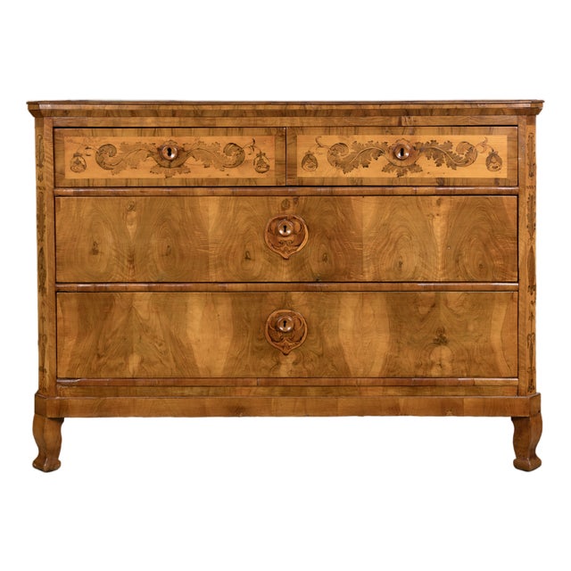 Louis XVI Style Lombard Chest of Drawers in Walnut Burl with Inlaid Floral Motifs, 18th Century For Sale