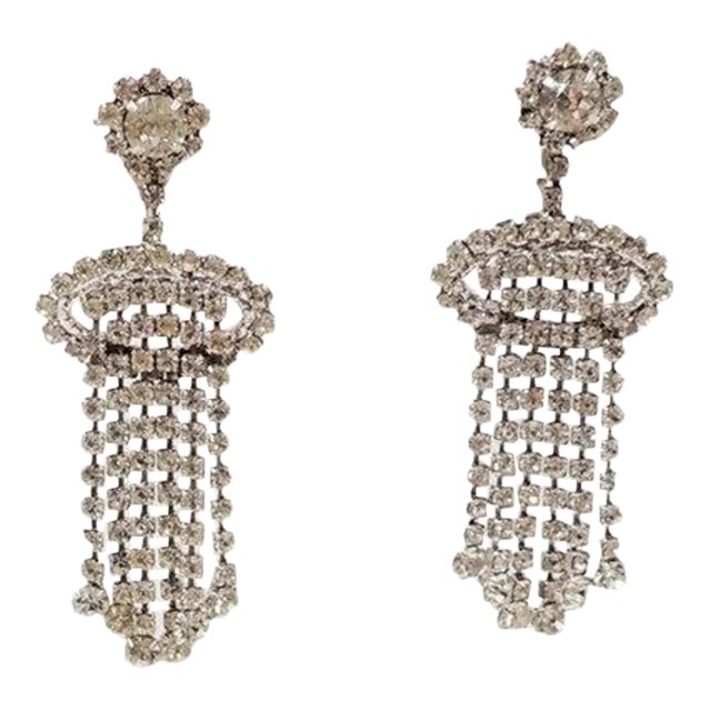 Vintage 1960s Signed Napier Rhodium Plated Clear Rhinestone Chandelier Clip Earrings - 2 Pieces For Sale
