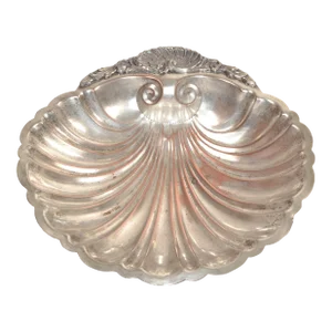 Early 20th Century Poole Silver Company Victorian Clam Shell Shrimp Serving Bowl
