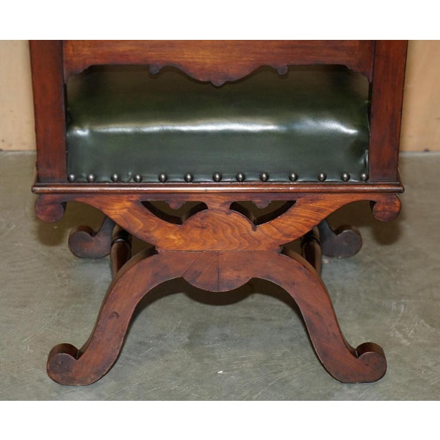 Antique English Hand Carved Throne Armchair in Green Leather, 1880 For Sale - Image 18 of 18