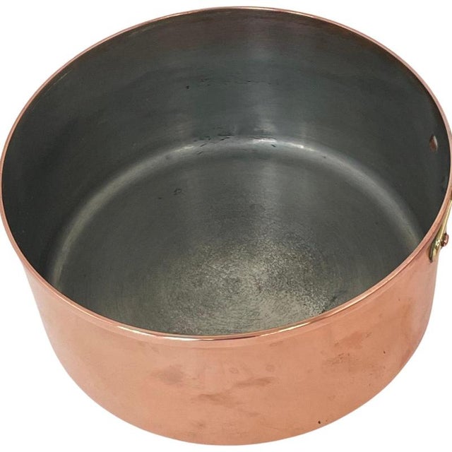 Polished Copper Pots and Pan with Brass Handles from Tagus, Portugal, Set of 4 For Sale - Image 9 of 10