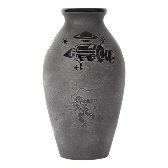 Art Glass Vase With Astronauts by Steven Correia For Sale