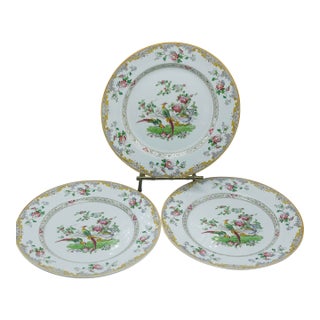 Vintage Chinoiserie Plates, Set of Three For Sale