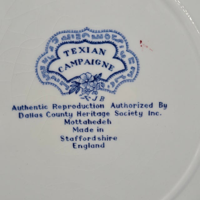 Blue 1970s Texian Campaigne Staffordshire Blue Plate by Mottahedeh – Dallas County Heritage Society Authorized Reproduction For Sale - Image 8 of 10